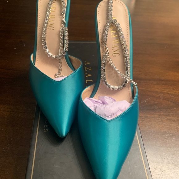Azalea Wang Ashley green 7.5 Heels - Picture 3 of 6